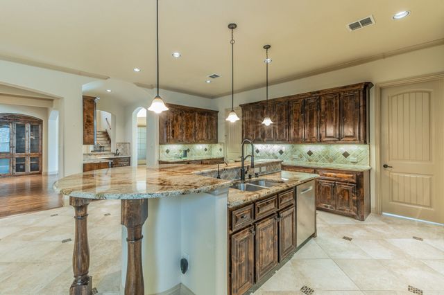 7565 Rawlins Lane, Frisco, TX 75036