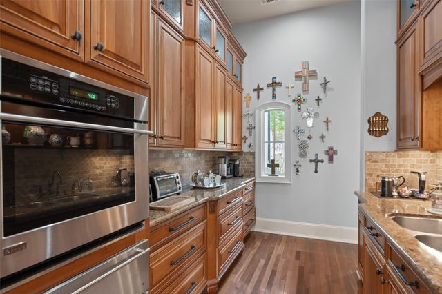 11440 Outpost Cove Drive, Willis, TX 77318