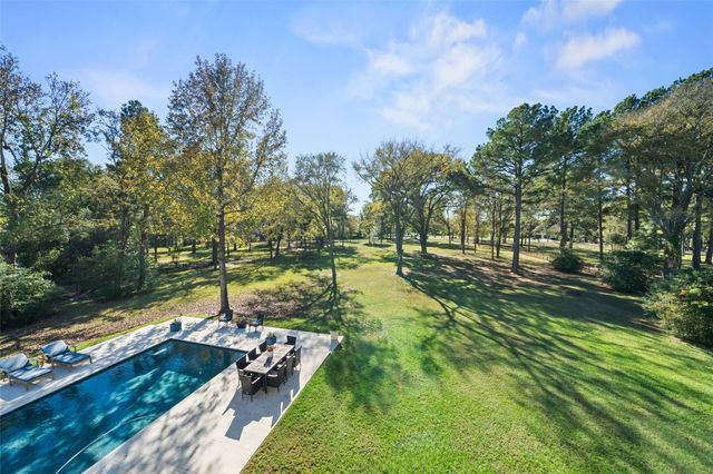 11440 Outpost Cove Drive, Willis, TX 77318