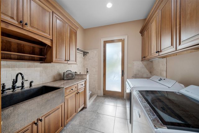 11440 Outpost Cove Drive, Willis, TX 77318