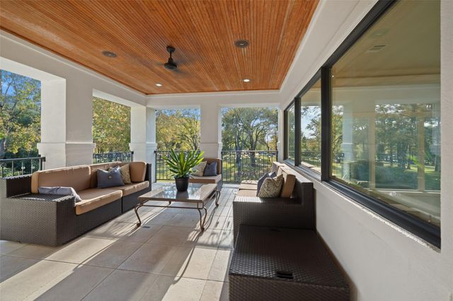 11440 Outpost Cove Drive, Willis, TX 77318