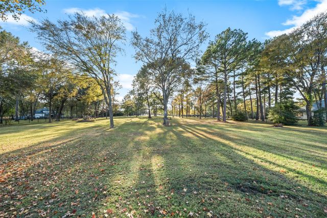 11440 Outpost Cove Drive, Willis, TX 77318