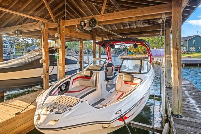 11440 Outpost Cove Drive, Willis, TX 77318