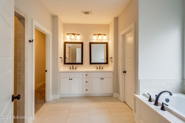 10434 W Landon Green Circle, Gulfport, MS 39503
