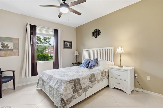 340 Robin Hood CIR 102, Naples, FL 34104