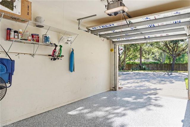340 Robin Hood CIR 102, Naples, FL 34104