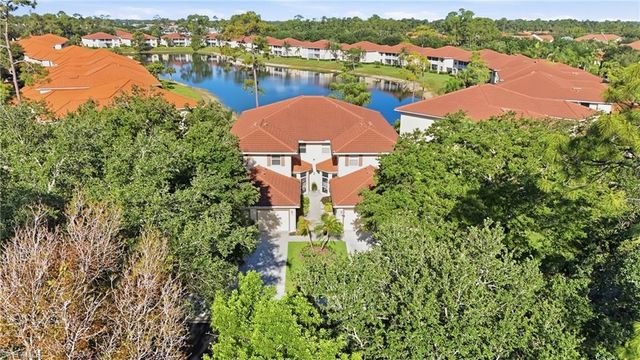 340 Robin Hood CIR 102, Naples, FL 34104