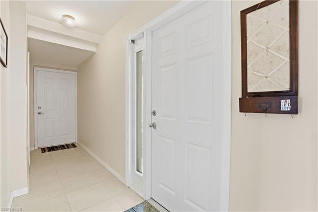 340 Robin Hood CIR 102, Naples, FL 34104