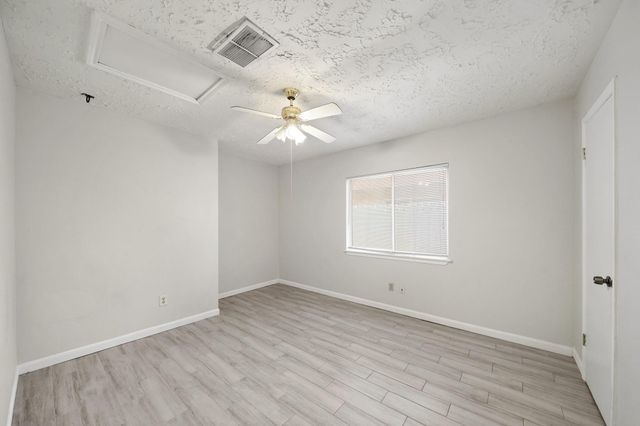 13923 Ludgate Pass, Houston, TX 77034