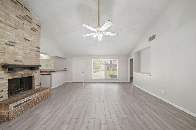 13923 Ludgate Pass, Houston, TX 77034