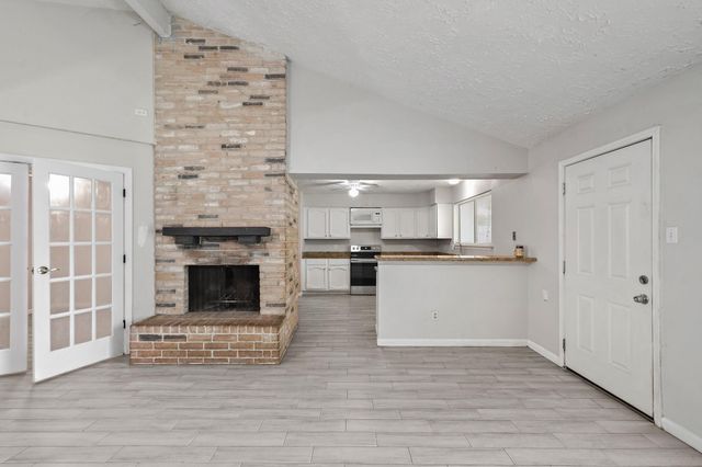 13923 Ludgate Pass, Houston, TX 77034