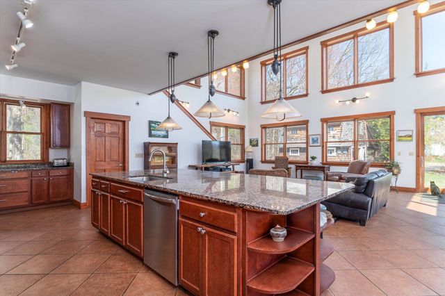 107-109 Baker Road, Springfield, VT 05156