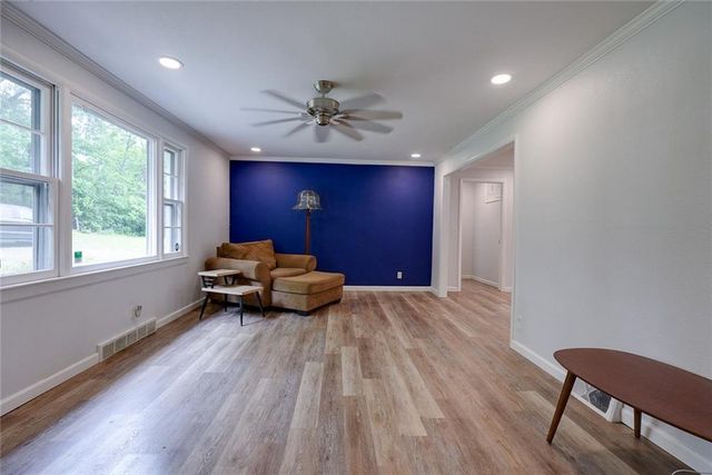 8527 Garfield Avenue, Kansas City, MO 64132