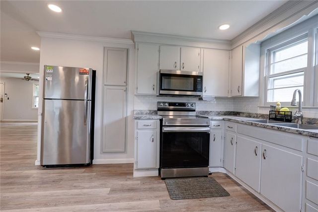 8527 Garfield Avenue, Kansas City, MO 64132