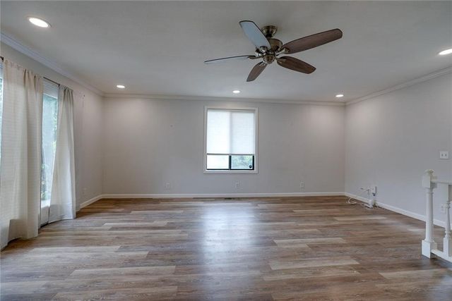 8527 Garfield Avenue, Kansas City, MO 64132