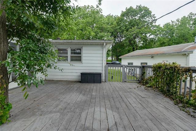 8527 Garfield Avenue, Kansas City, MO 64132