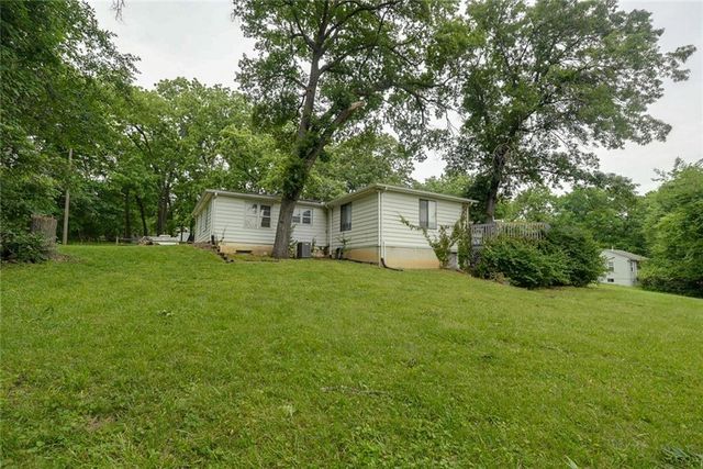 8527 Garfield Avenue, Kansas City, MO 64132