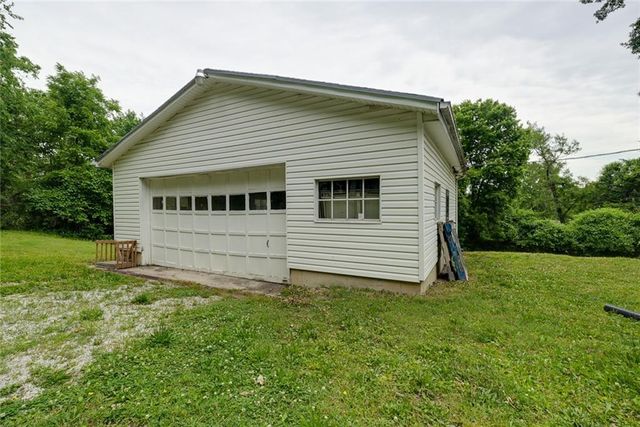 8527 Garfield Avenue, Kansas City, MO 64132
