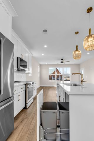 525 Byers Ct, Smyrna, TN 37167