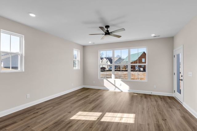 525 Byers Ct, Smyrna, TN 37167