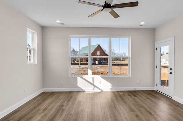 525 Byers Ct, Smyrna, TN 37167