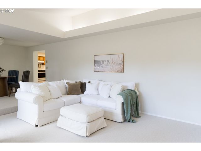 2372 S 22ND Ct, Florence, OR 97439