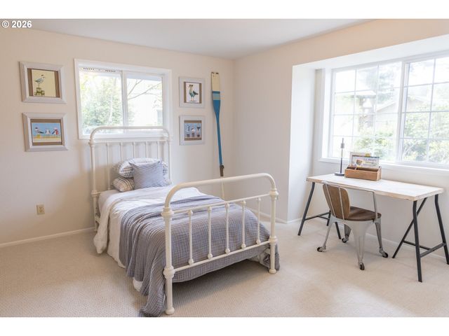 2372 S 22ND Ct, Florence, OR 97439