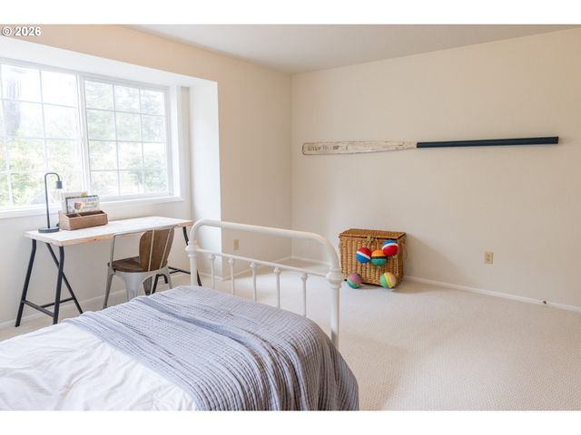 2372 S 22ND Ct, Florence, OR 97439