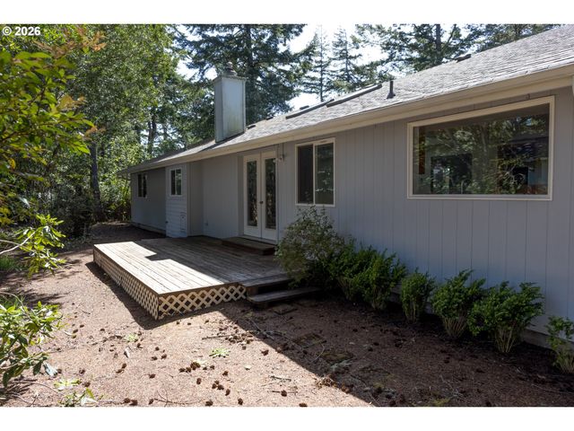 2372 S 22ND Ct, Florence, OR 97439