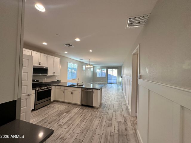 13180 W CLIFFROSE Road, Peoria, AZ 85383