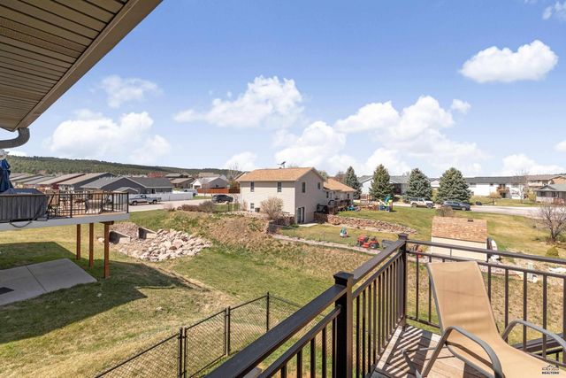 6674 CAMBRIDGE PL, Summerset, SD 57718