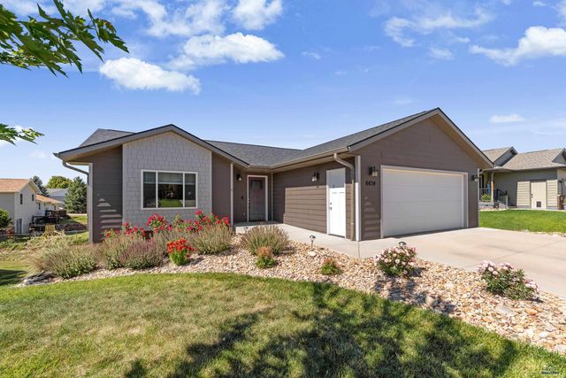 6674 CAMBRIDGE PL, Summerset, SD 57718