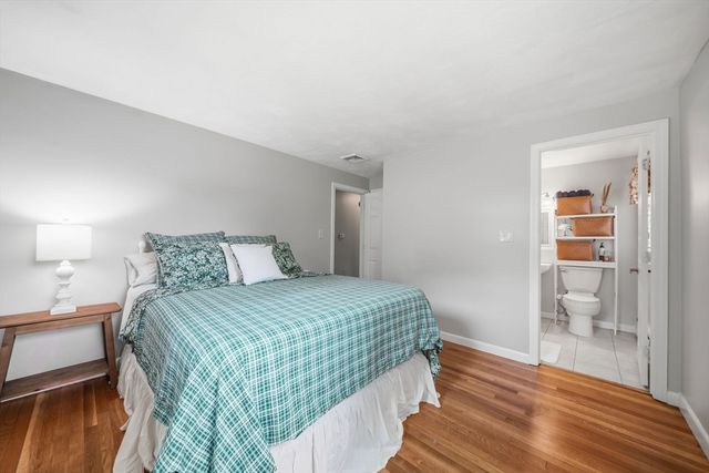 737 North St, Tewksbury, MA 01876