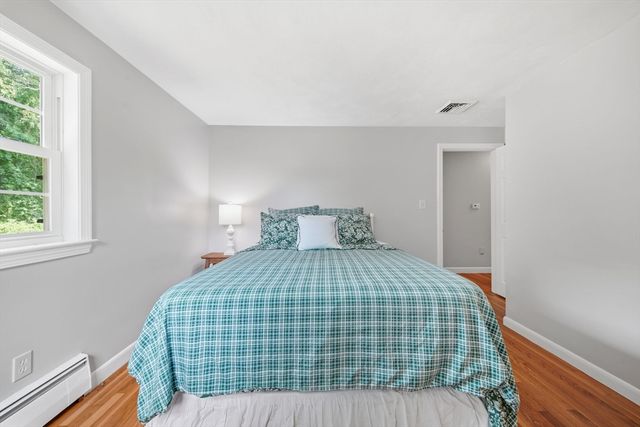 737 North St, Tewksbury, MA 01876