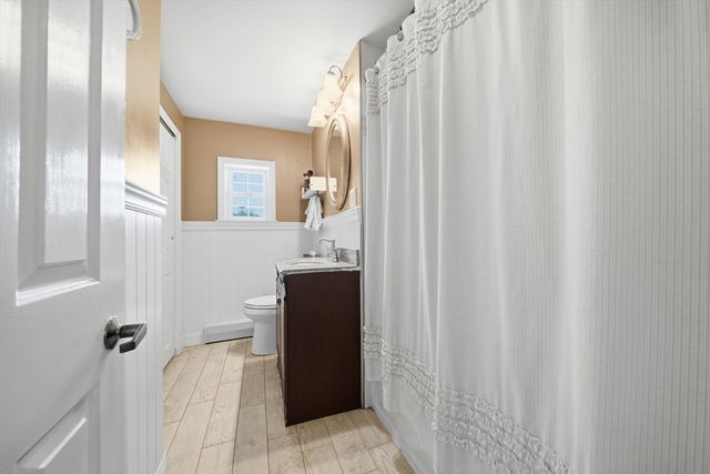 737 North St, Tewksbury, MA 01876