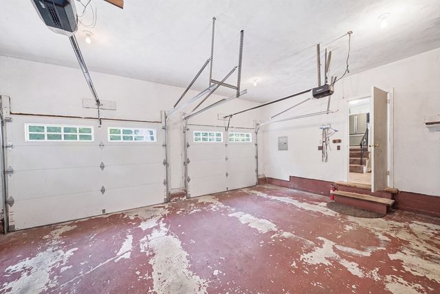 737 North St, Tewksbury, MA 01876