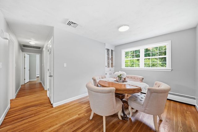 737 North St, Tewksbury, MA 01876