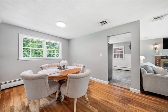 737 North St, Tewksbury, MA 01876