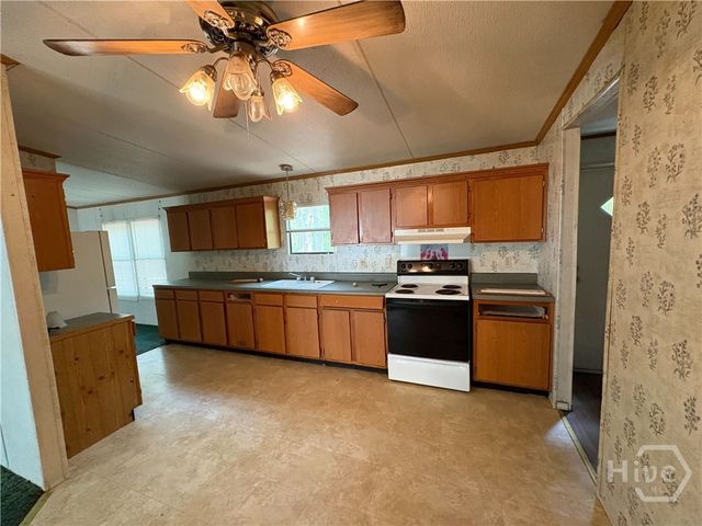 74 Beulah Road, Midway, GA 31320