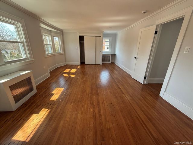 120 Lena Avenue, Freeport, NY 11520