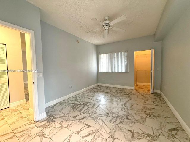 2015 SE 10th Avenue 127, Fort Lauderdale, FL 33316