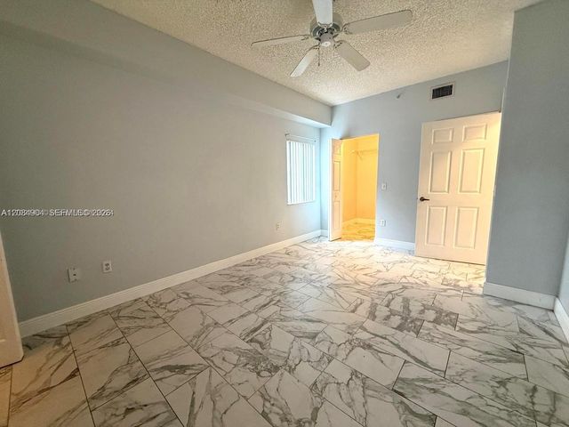 2015 SE 10th Avenue 127, Fort Lauderdale, FL 33316