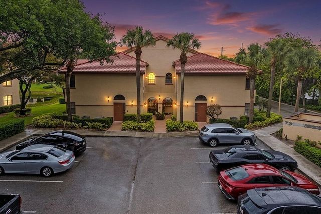5131 Europa Drive I, Boynton Beach, FL 33437