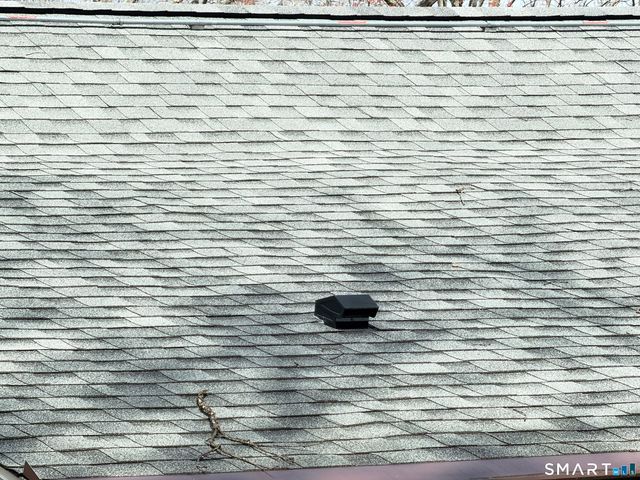 39 Candle Hill Road, New Fairfield, CT 06812