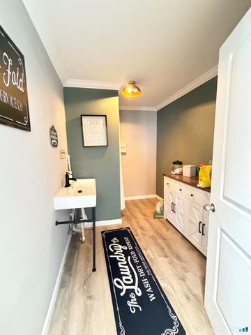 39 Candle Hill Road, New Fairfield, CT 06812