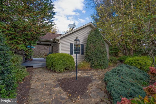 15 PHILLIP DRIVE, Kirkwood, PA 17536