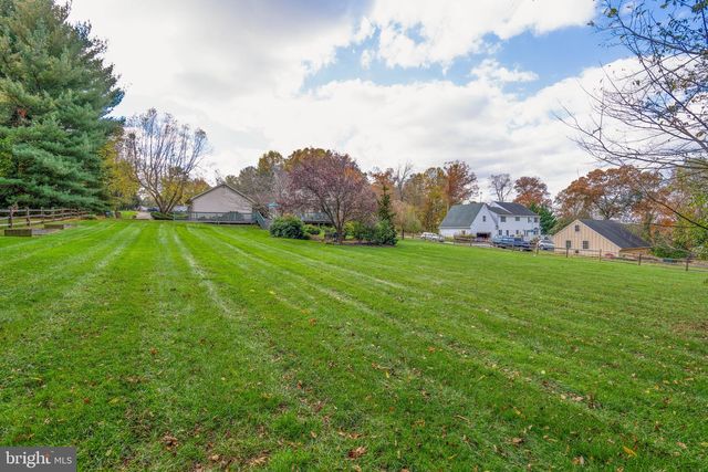 15 PHILLIP DRIVE, Kirkwood, PA 17536