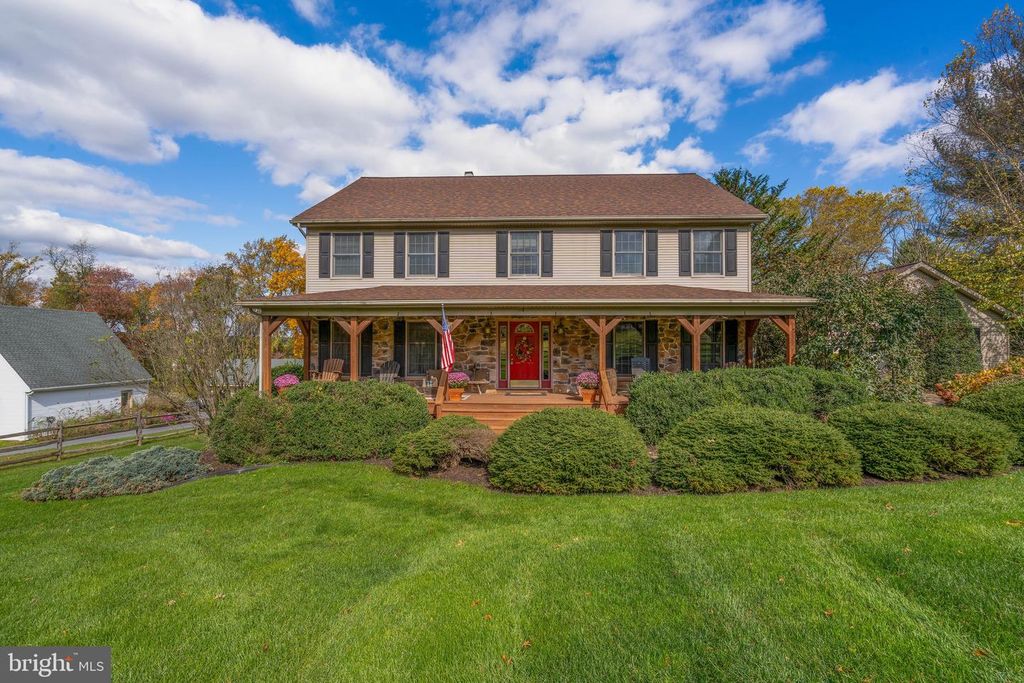 15 PHILLIP DRIVE, Kirkwood, PA 17536