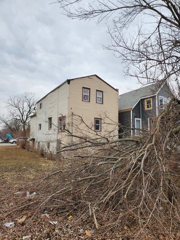 6835 S May Street, Chicago, IL 60621