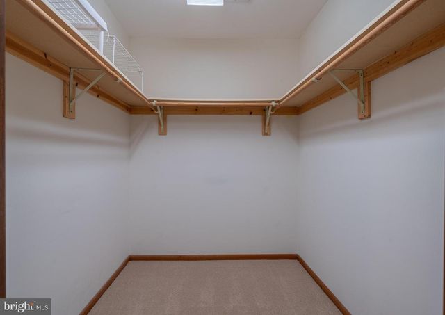 169 E MOUNTAIN RD, Hillsborough, NJ 08844